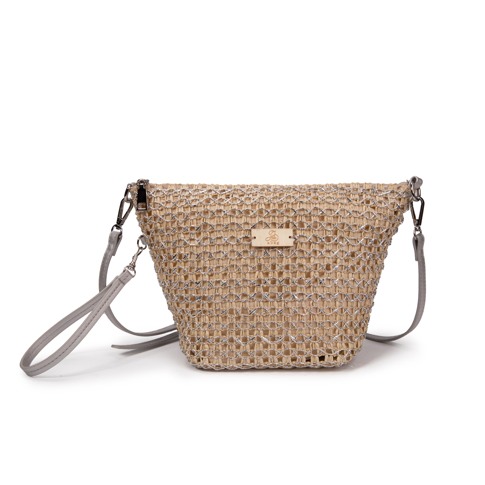 Bolso “Golden Net” – crossbody de rafia con malla dorada que roba miradas