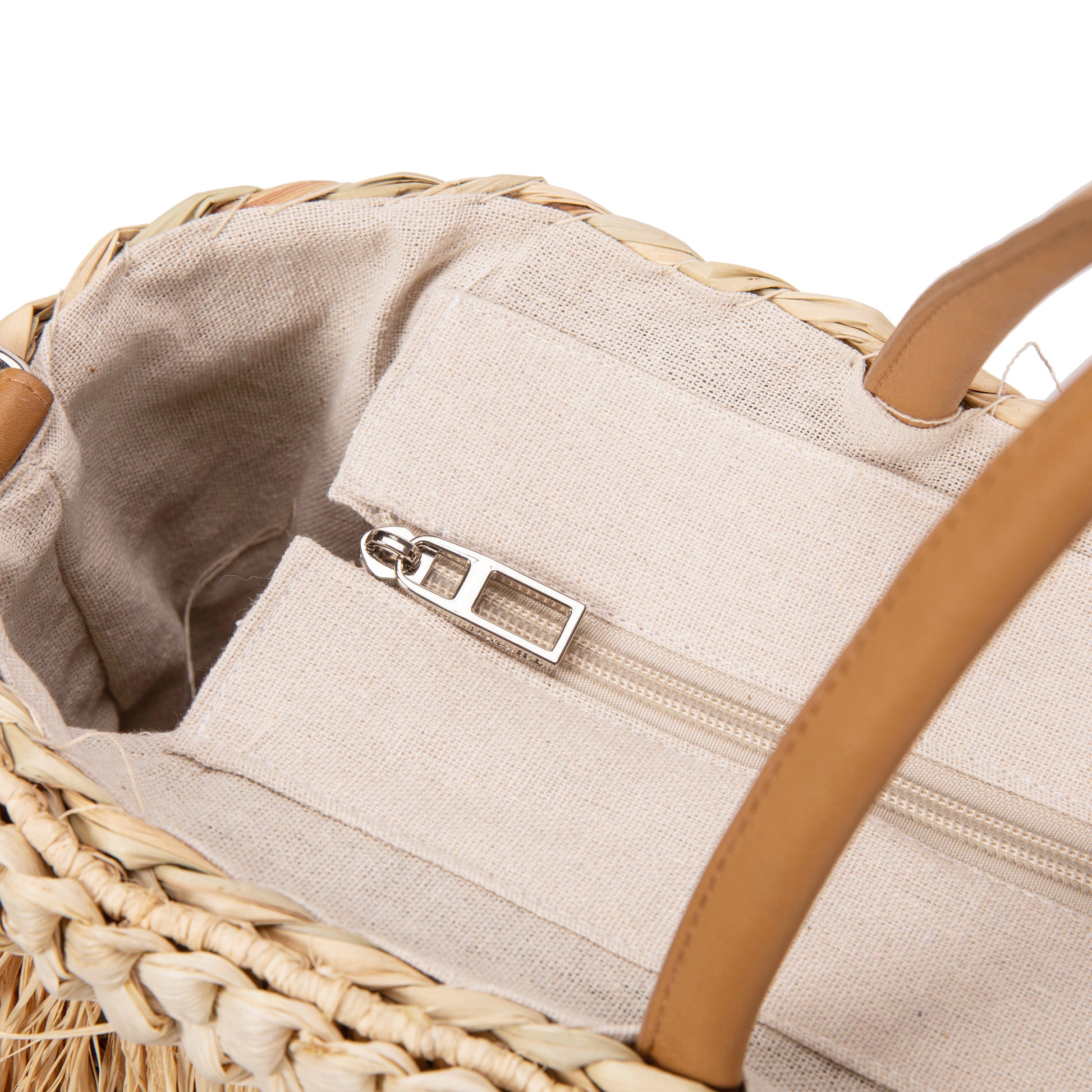 Capazo de palma con flecos de rafia y asas de piel | Bolso shopper playa mujer