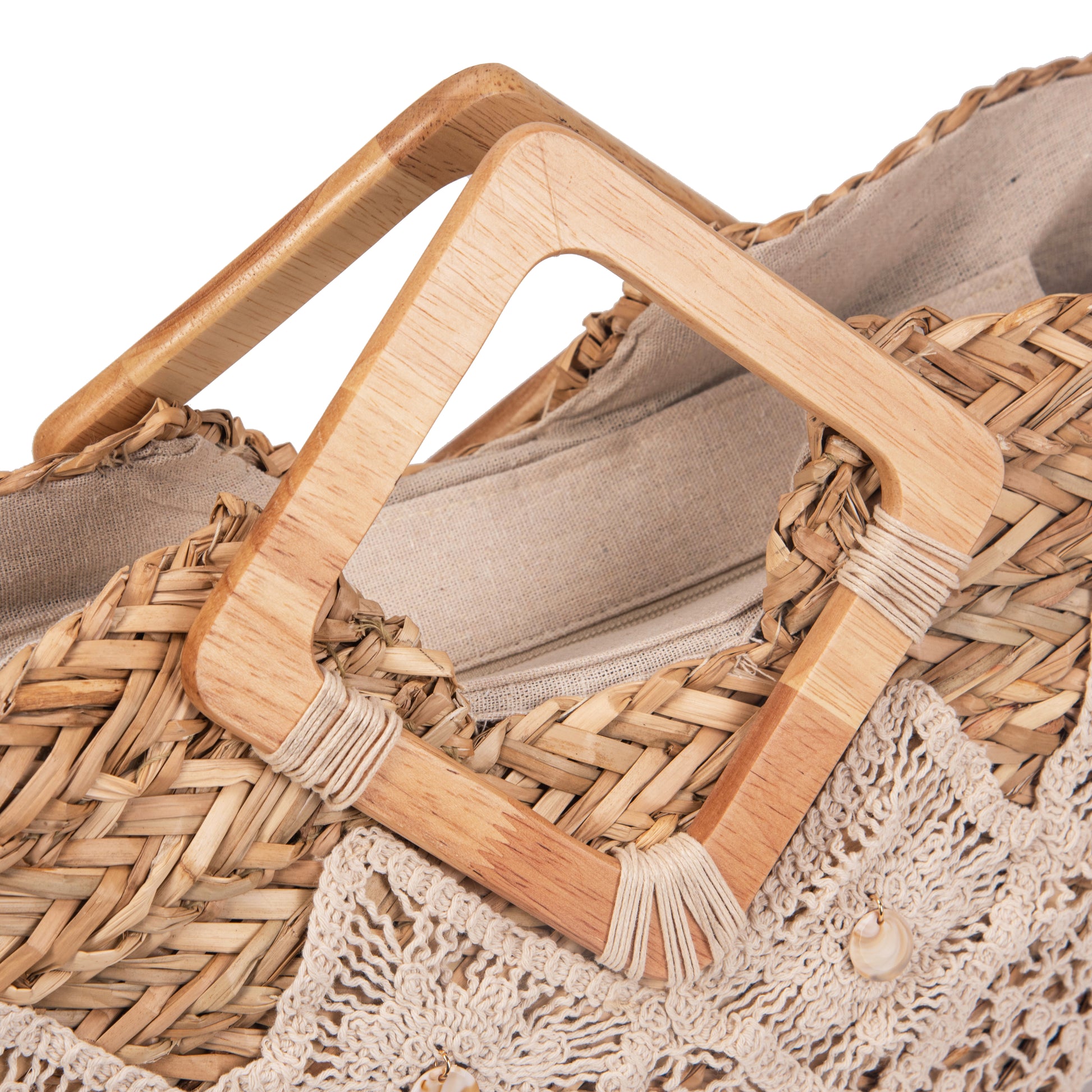 Capazo de palma con asas de madera y encaje crochet | Bolso boho