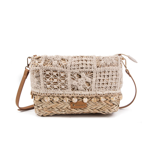 Bolso bandolera de palma y encaje crochet con conchas | Clutch boho Irene Bag