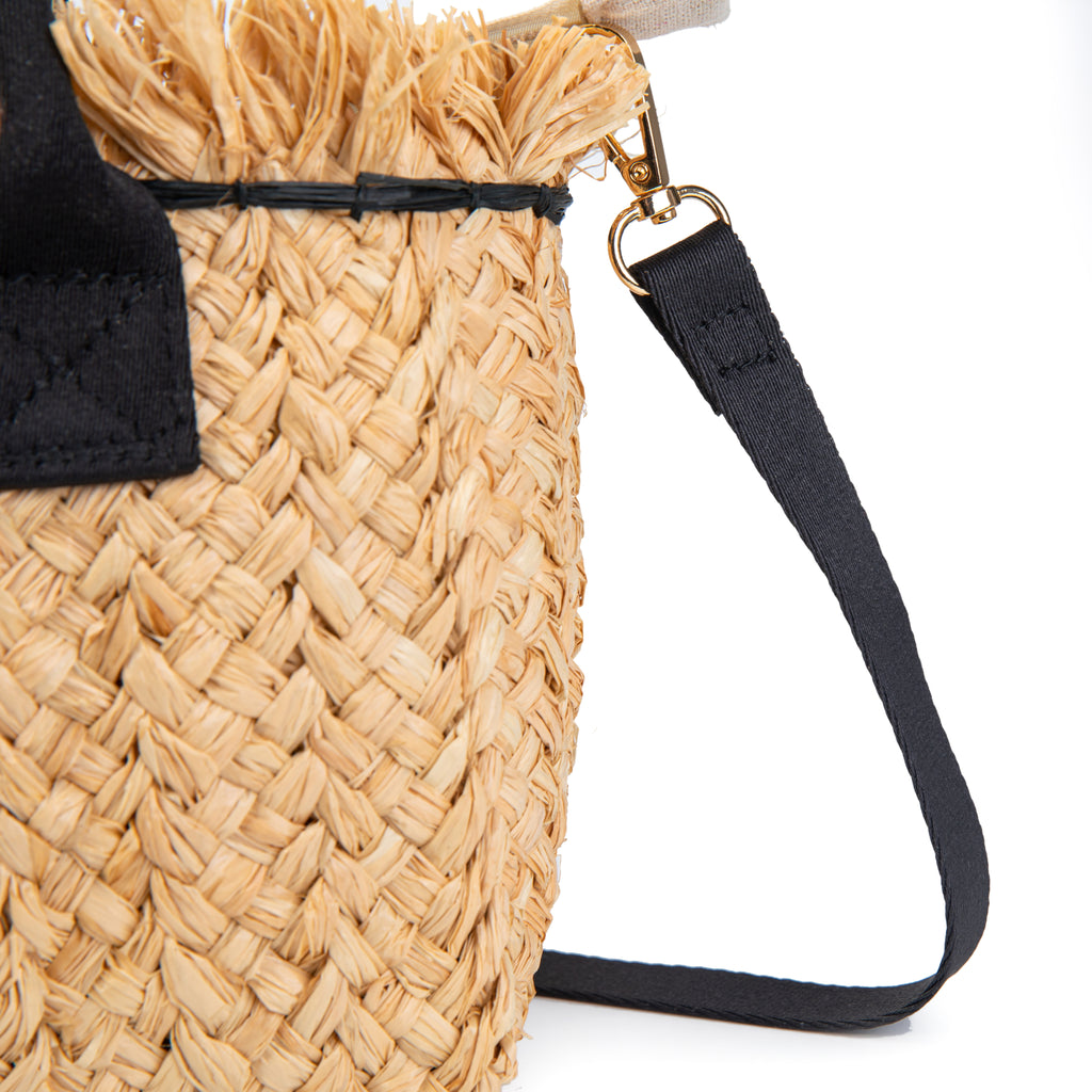 Capazo mini de rafia con flecos y asas negras | Bolso bandolera verano