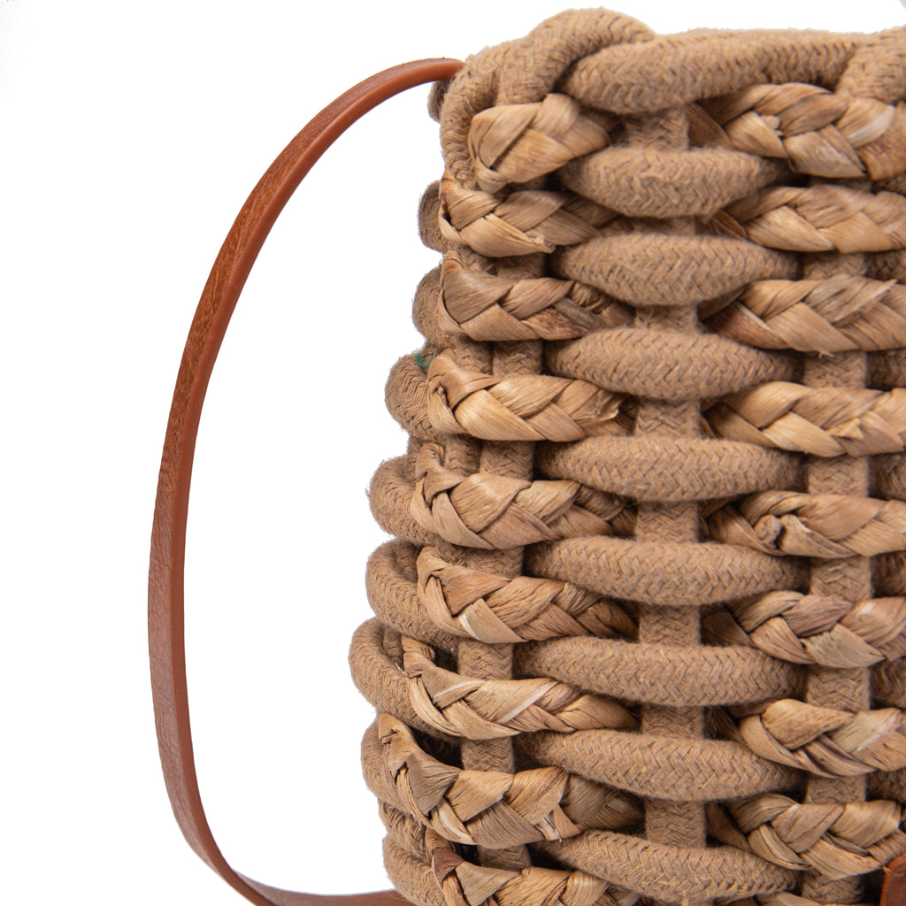 Bolso bucket de yute tejido macramé con correa de piel | Crossbody Irene Bag