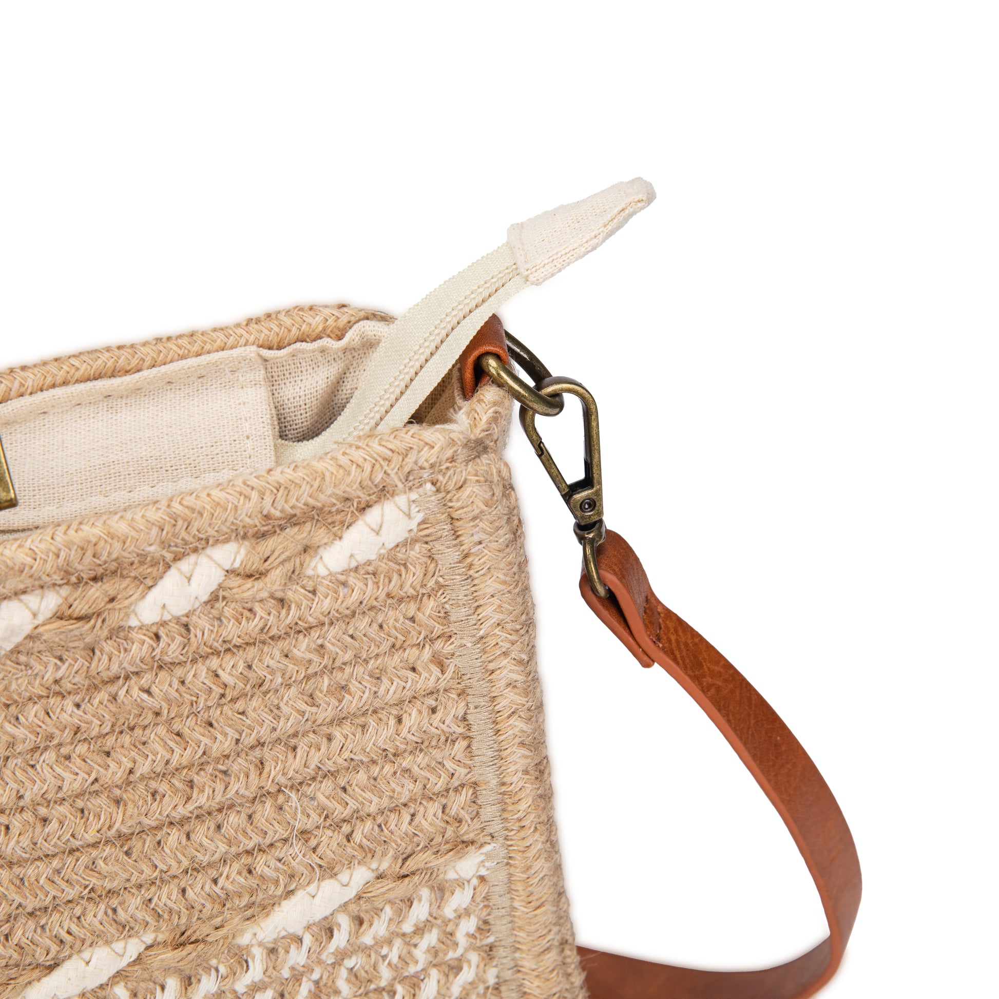 Maletín de rafia con asa de bambú y franjas khaki | Irene Bamboo Case