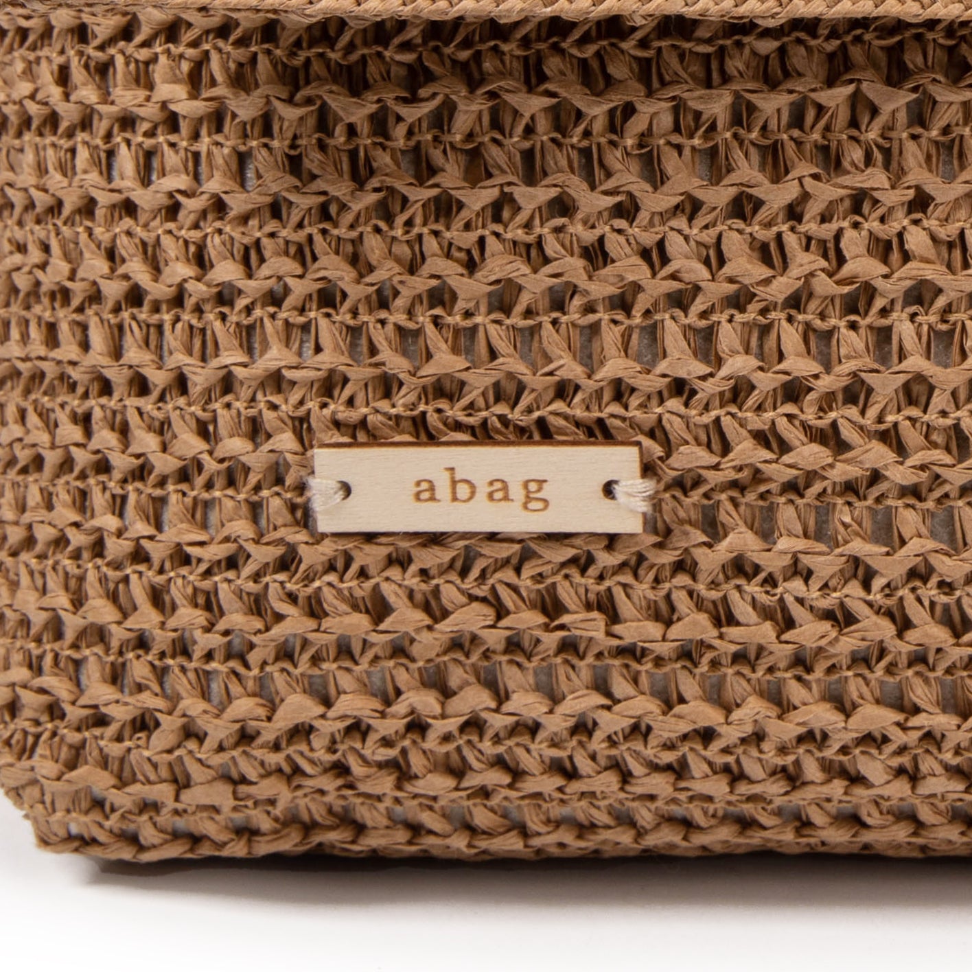 Bandolera de rafia con solapa trenzada y borla | Abag® Satchel 0999