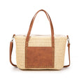 Bolso de rafia con tachuelas
